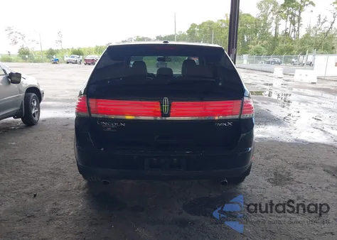 2010 Lincoln Mkx z USA, uszkodzony, nr VIN 2LMDJ6JC5ABJ01870